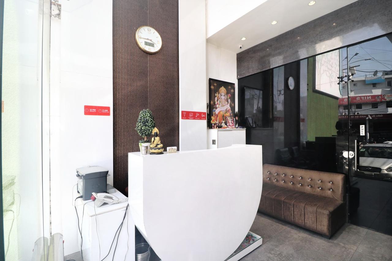 Oyo 14829 Hotel J Cruise Ludhiana Exterior foto